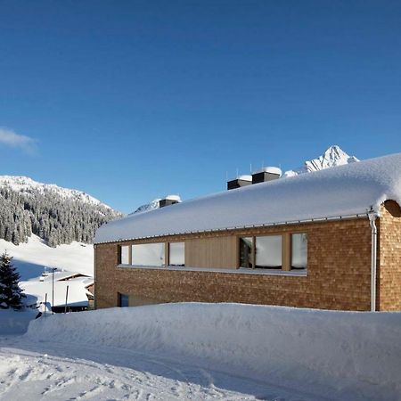 Warthsap Apartmenthaus Warth  Bagian luar foto
