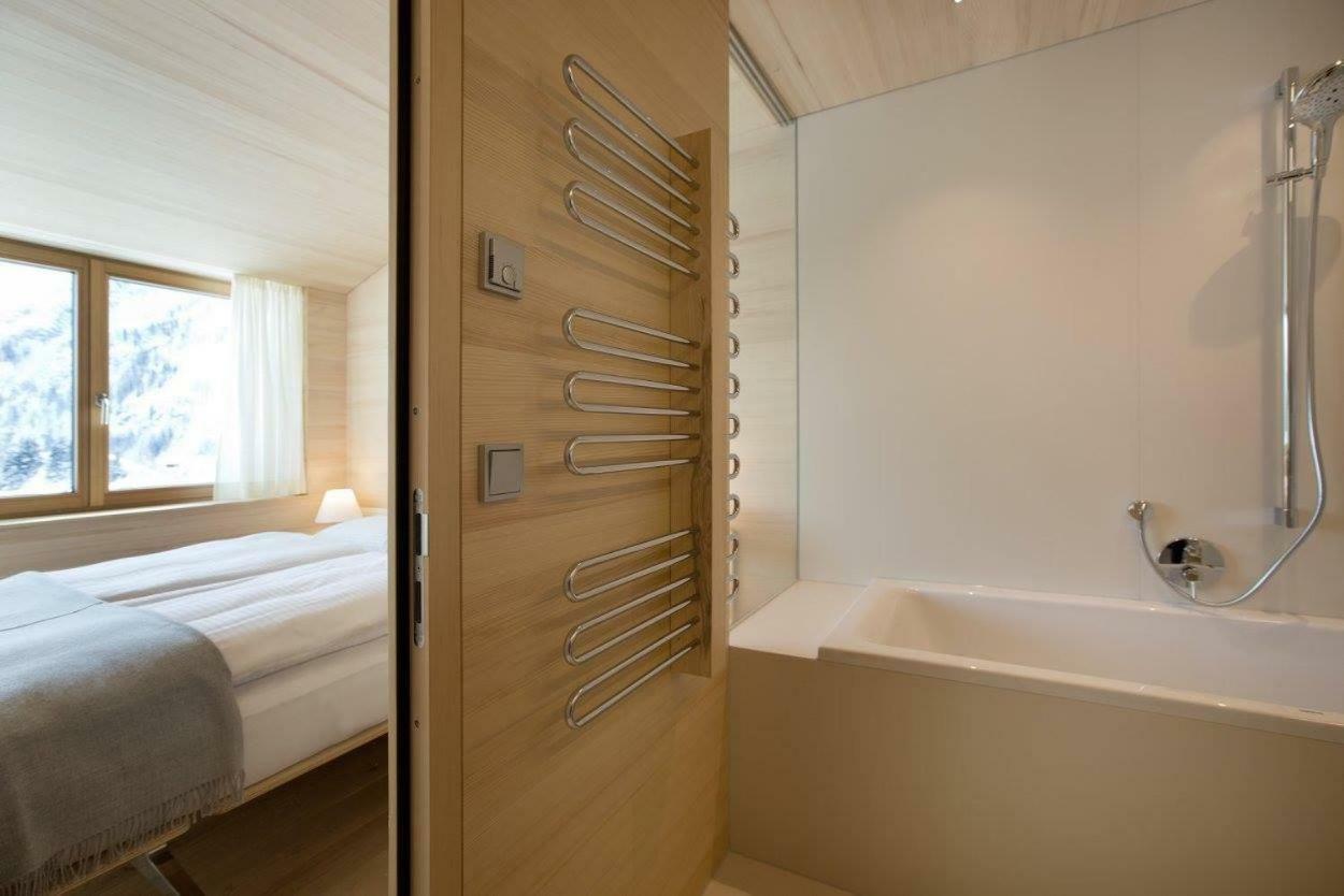 Warthsap Apartmenthaus Warth  Bagian luar foto