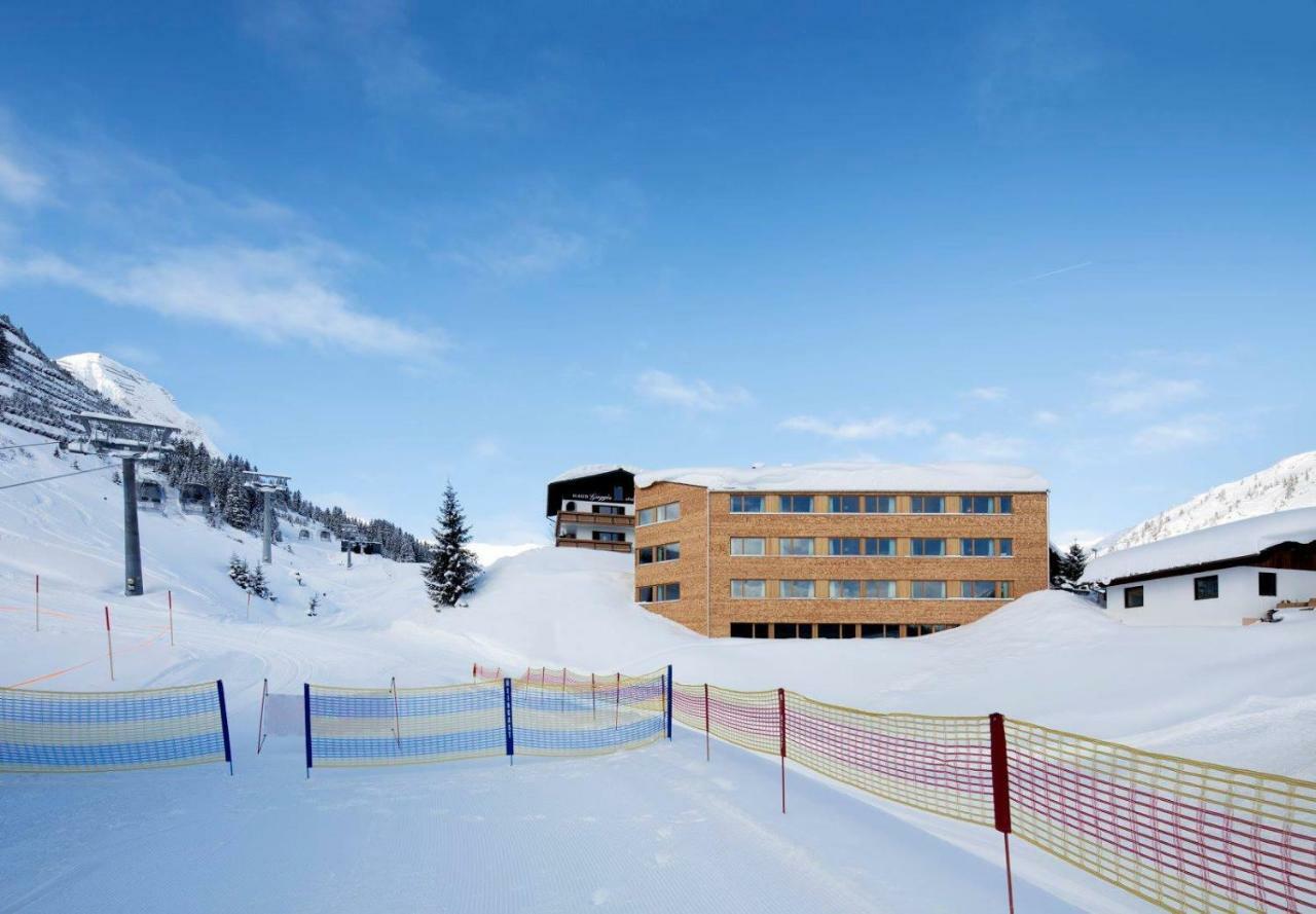 Warthsap Apartmenthaus Warth  Bagian luar foto